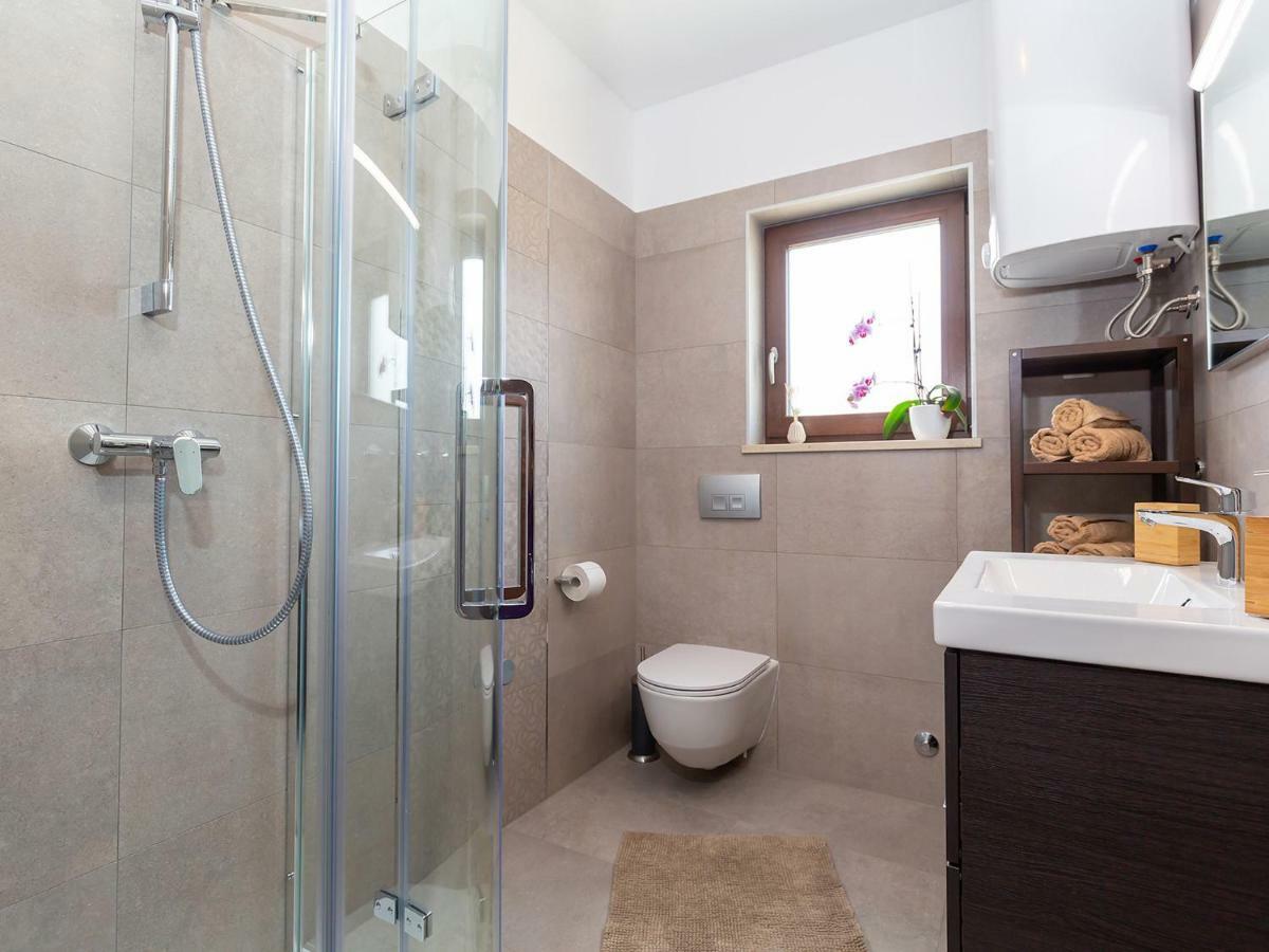 Apartments Gioia Πόρετς Εξωτερικό φωτογραφία