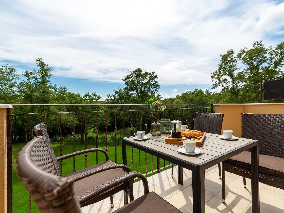 Apartments Gioia Πόρετς Εξωτερικό φωτογραφία
