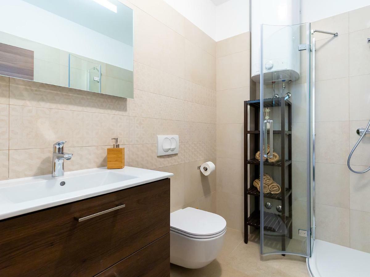 Apartments Gioia Πόρετς Εξωτερικό φωτογραφία